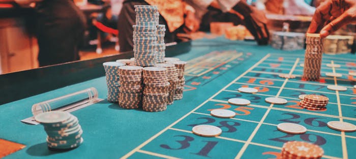 Utländska spelmyndigheter kritiserar spelföretag