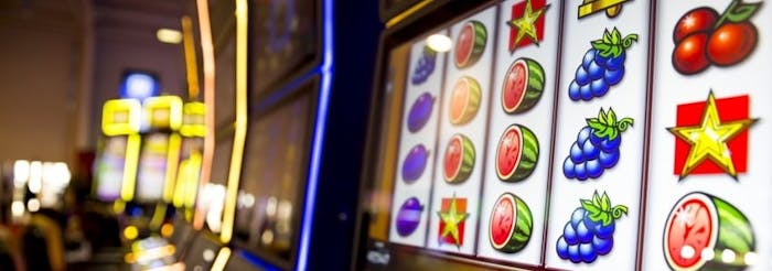 Kulturutskottet beslutar: Inga skärpta regler vid spelreklam