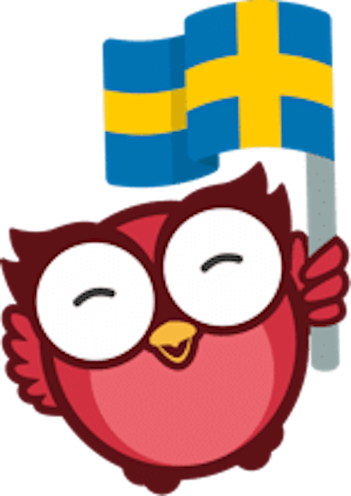 Owlie dansar med svenska flaggan